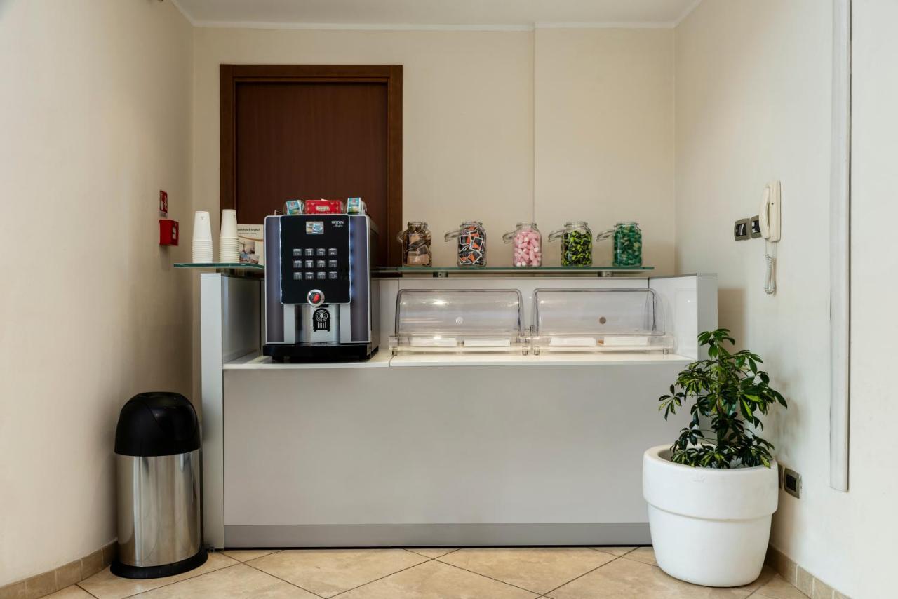 Aparthotel Anghel Siena Exteriör bild