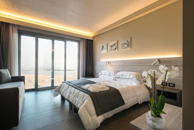 Aparthotel Anghel Siena Exteriör bild