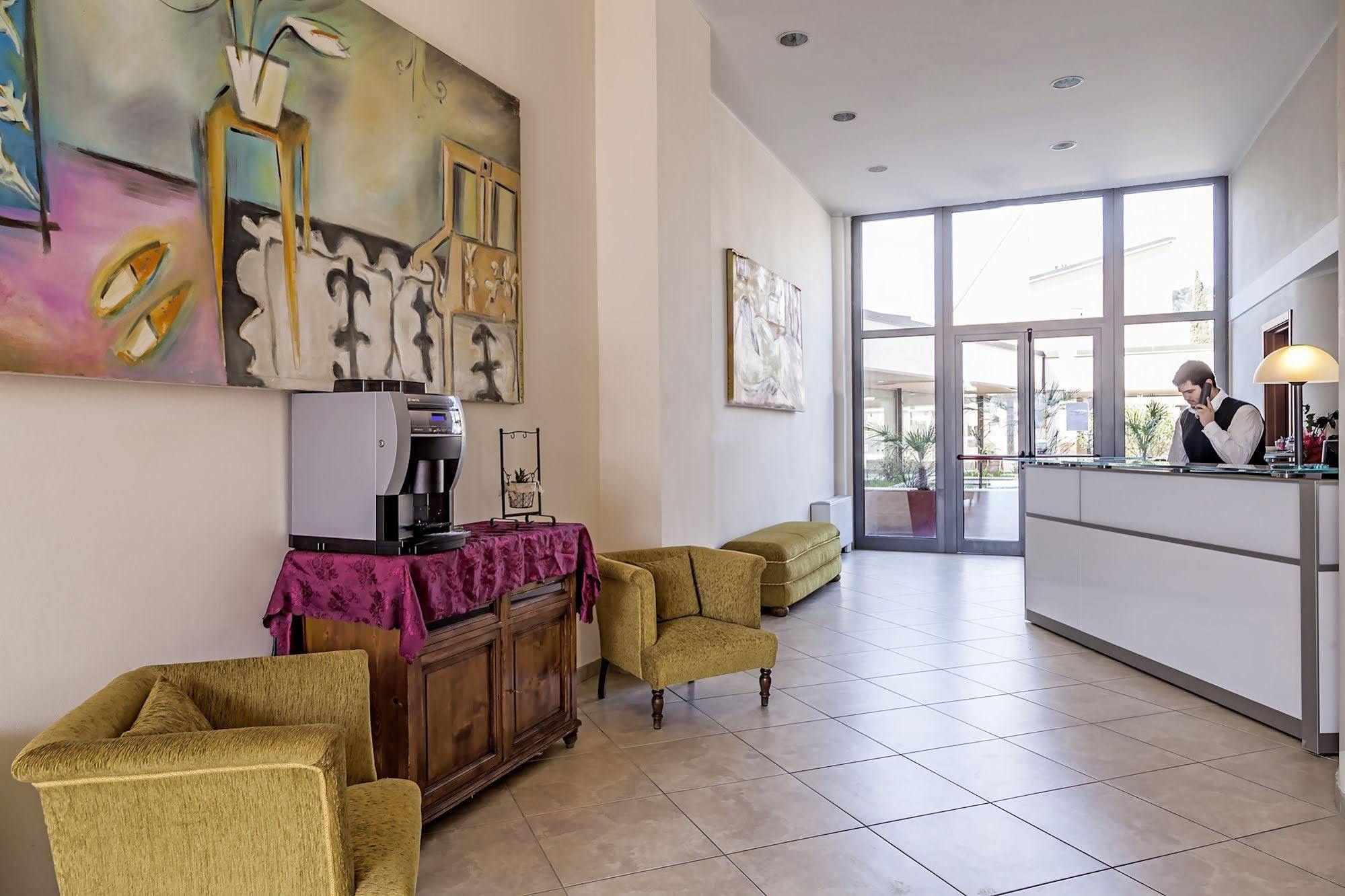 Aparthotel Anghel Siena Exteriör bild