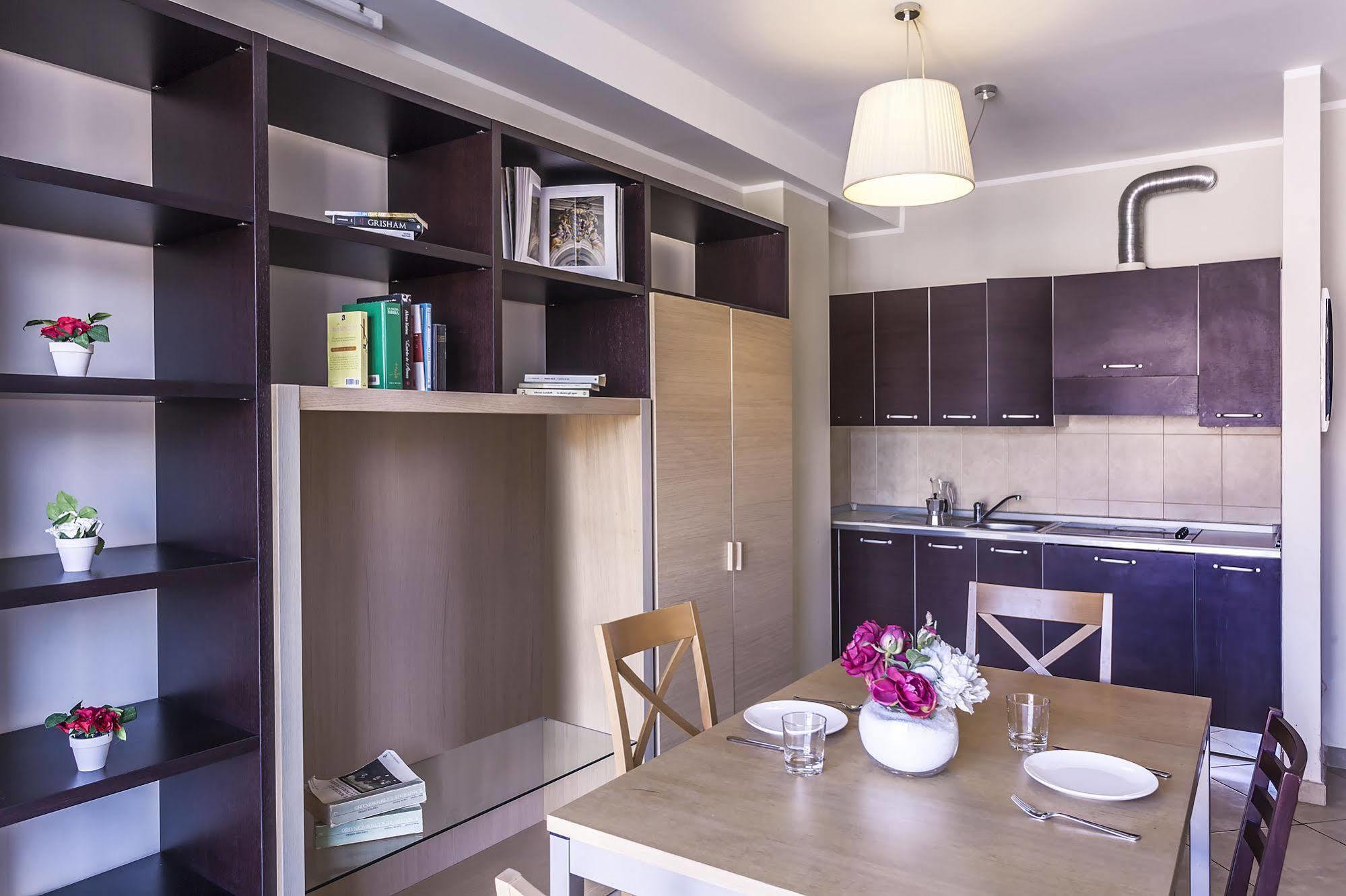 Aparthotel Anghel Siena Exteriör bild
