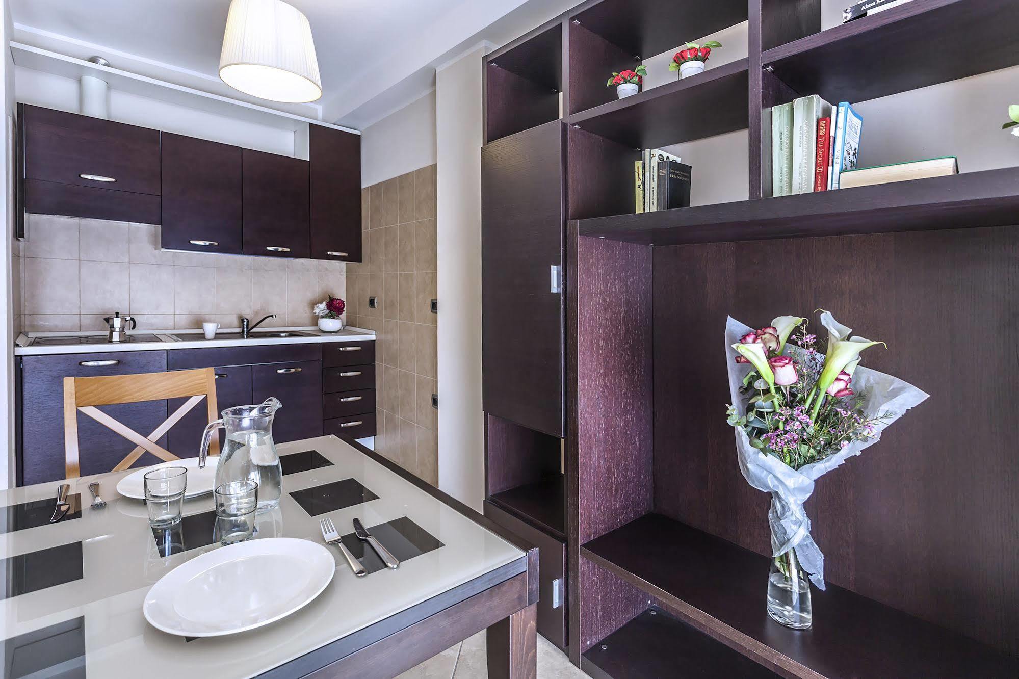 Aparthotel Anghel Siena Exteriör bild