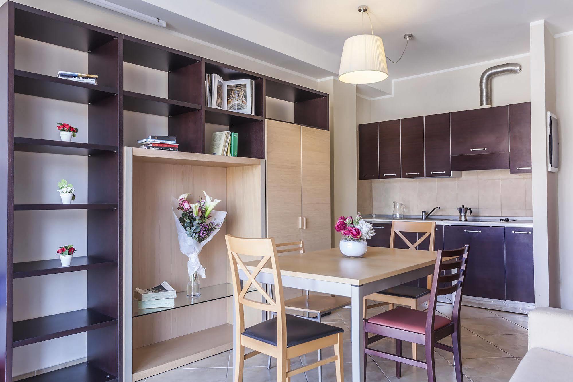 Aparthotel Anghel Siena Exteriör bild