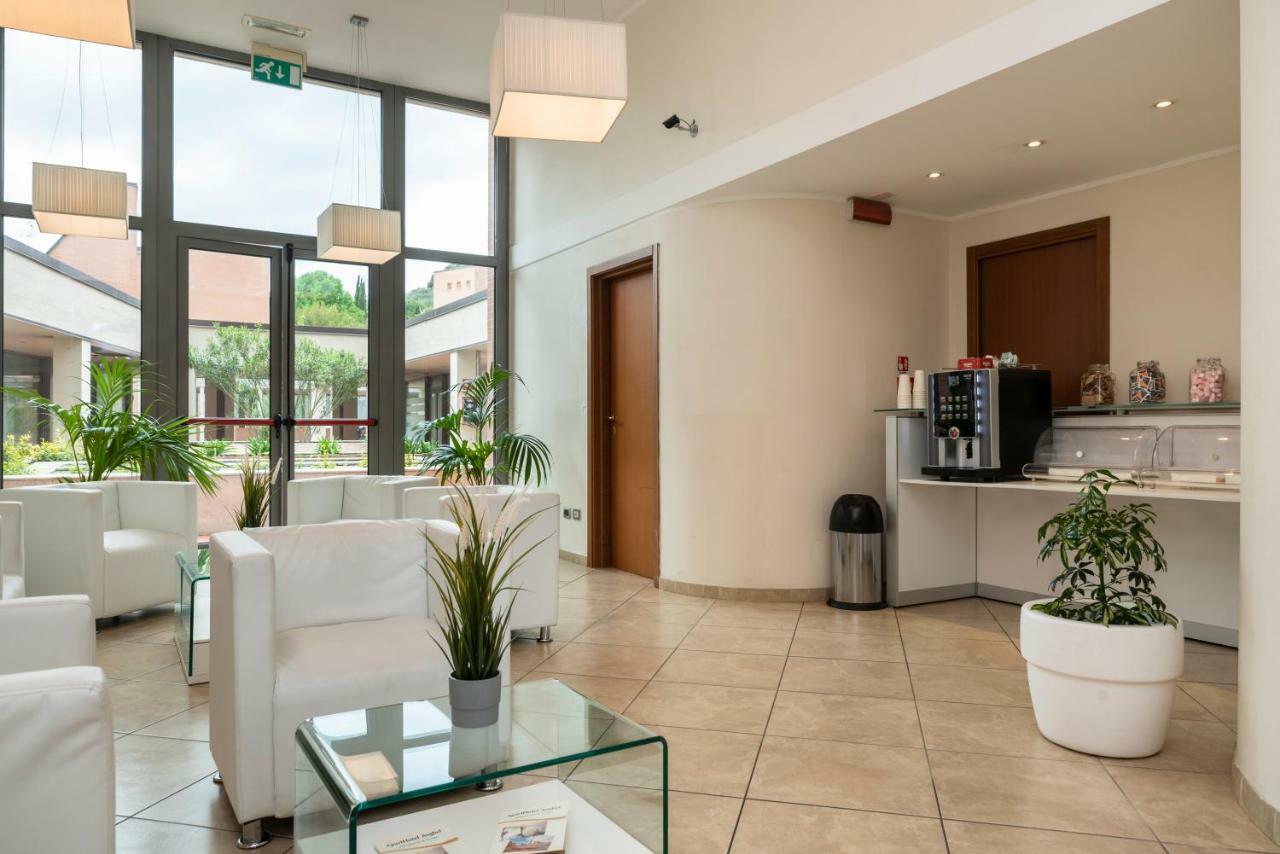 Aparthotel Anghel Siena Exteriör bild