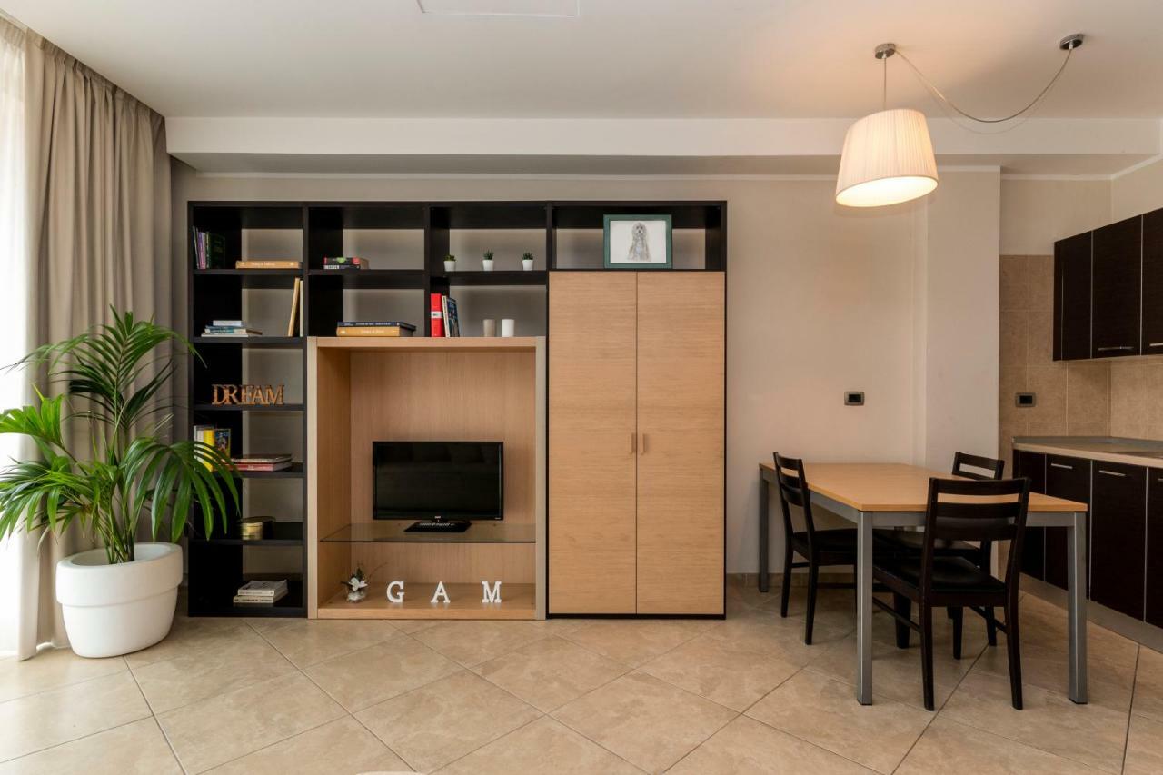 Aparthotel Anghel Siena Exteriör bild